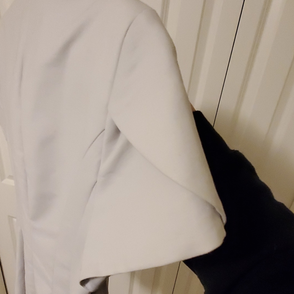 Blazer - Picture 2 of 2